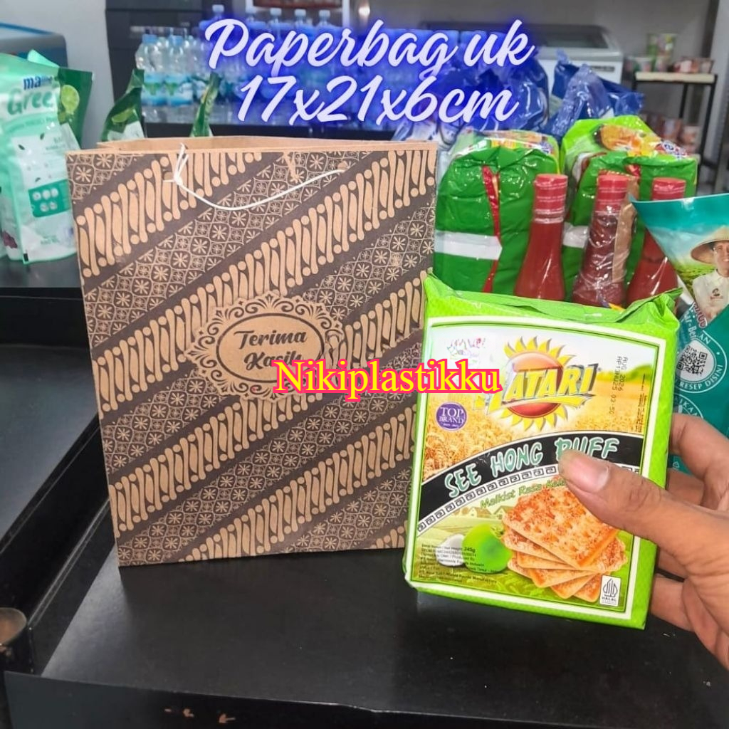 

(ISI 50) UK TANGGUNG 17x21x4) PAPERBAG MOTIF BATIK / TAS KERTAS BATIK / TAS SOUVENIR MOTIF BATIK !!! TERLARIS !!!