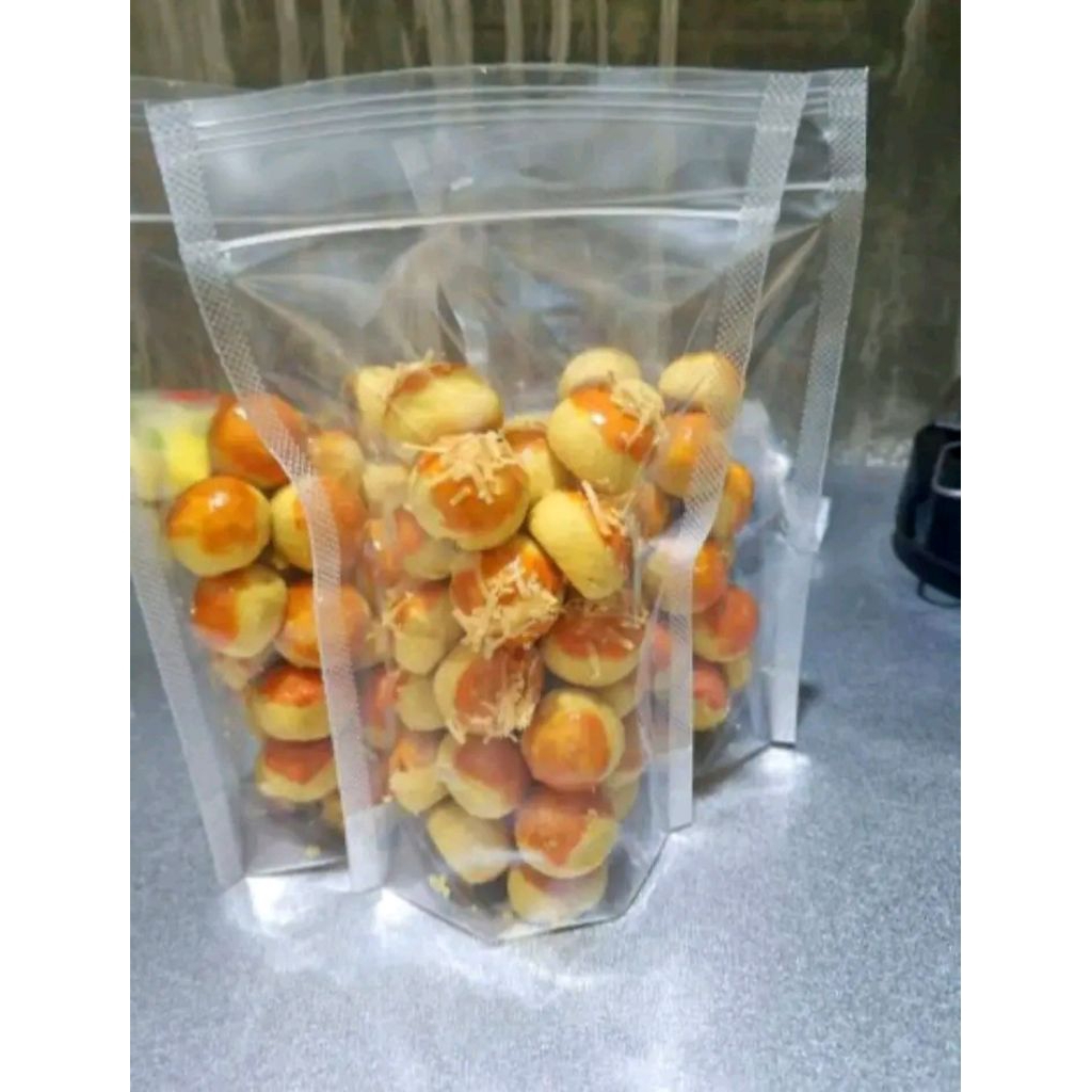 

Nastar pouch