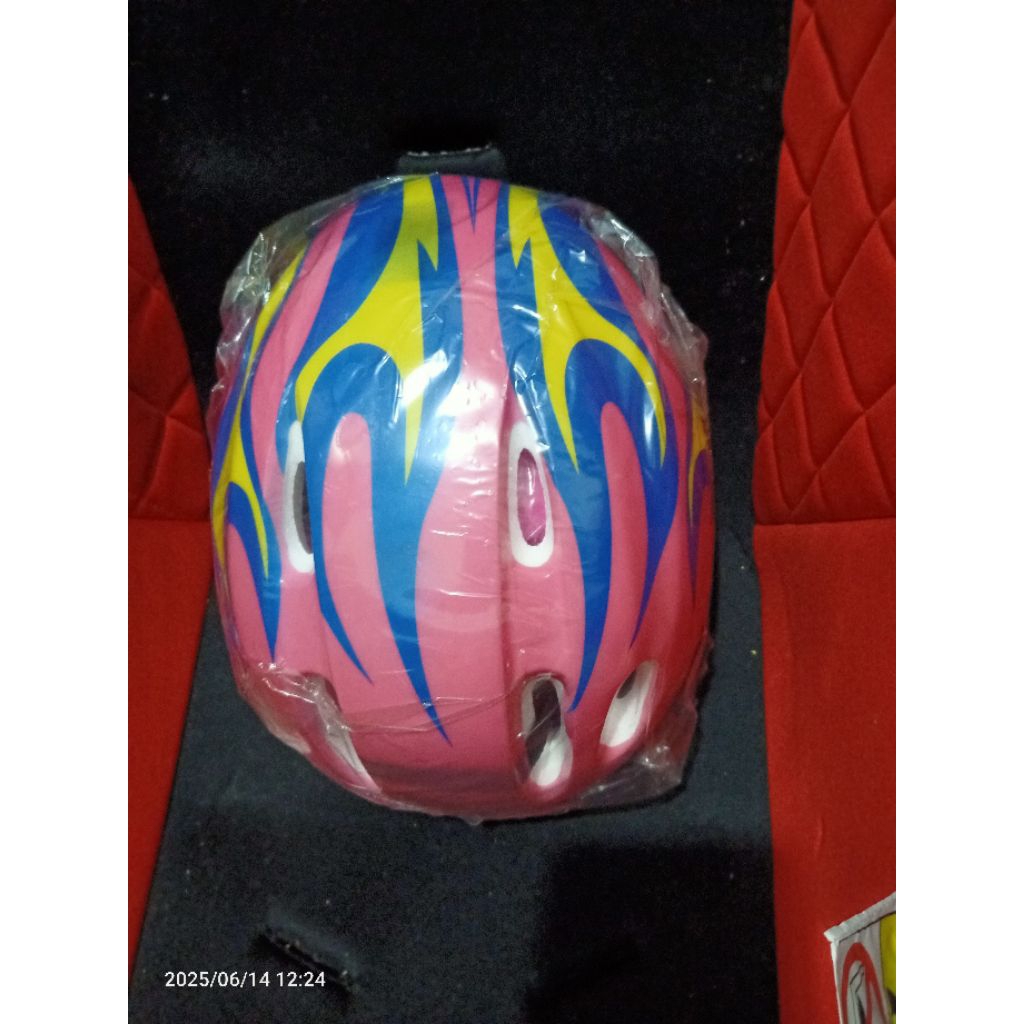 safety ride helm sepeda New preloved