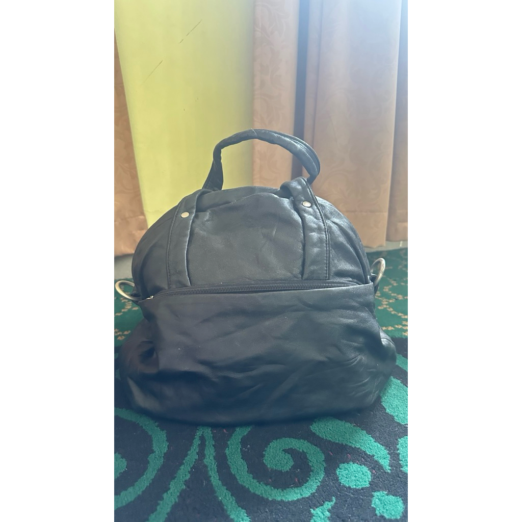 Mandarina Duck Sachel Bag Hitam