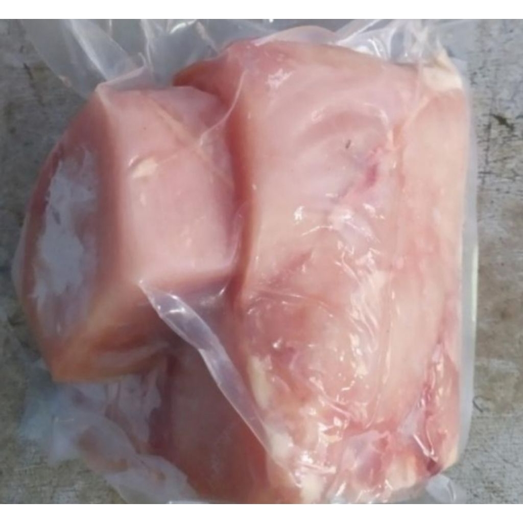 

Daging ayam bagian dada tanpa tulang dan kulit 1 kg