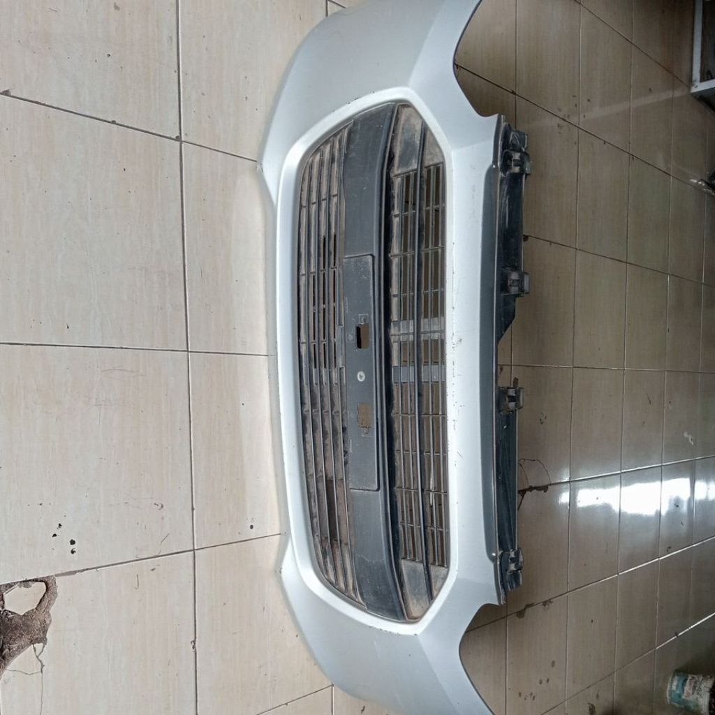 bemper depan Daihatsu Ayla gen 1 th 2012-2016