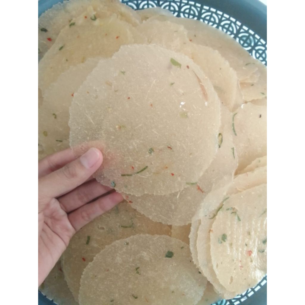 

Kerupuk singkong opak Sukabumi (mentah)