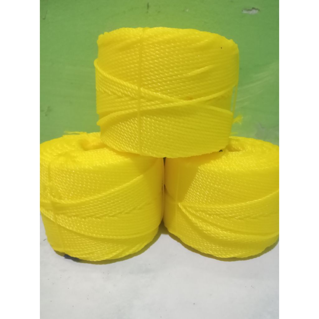 

tali tambang 2mm tali layangan 100 meter tali kuning kuat awet berkwalitas murah terjamin