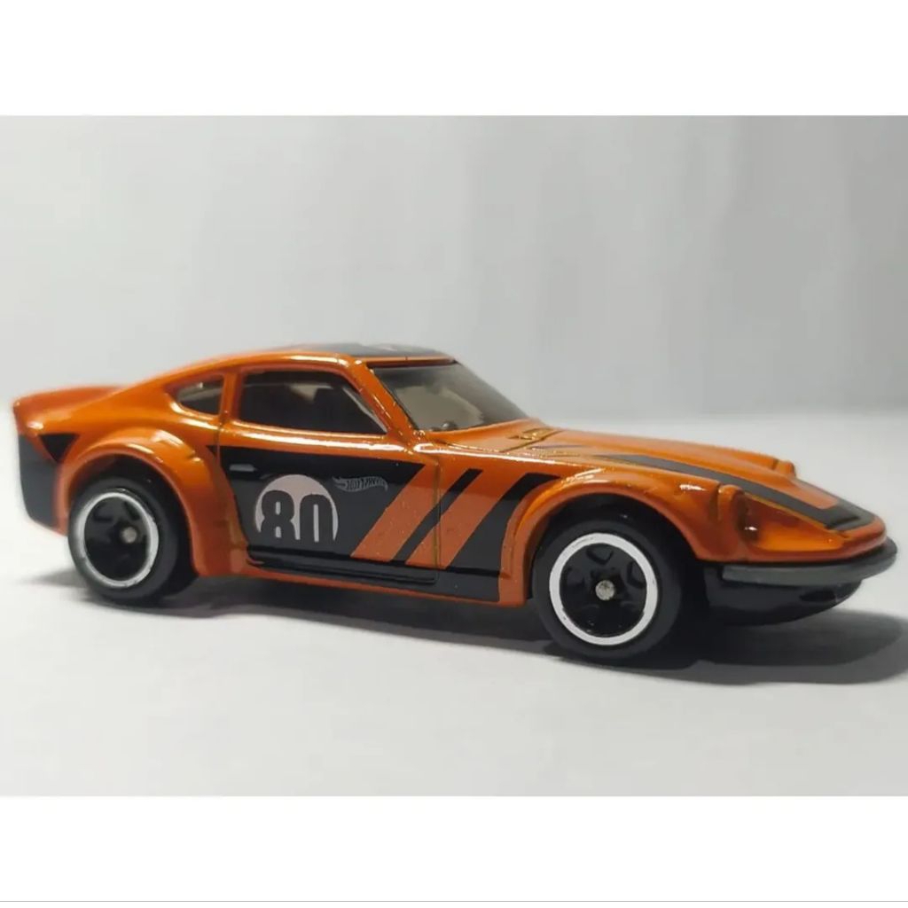 HOT WHEELS NISSAN FAIRLADY Z (LOOSE)
