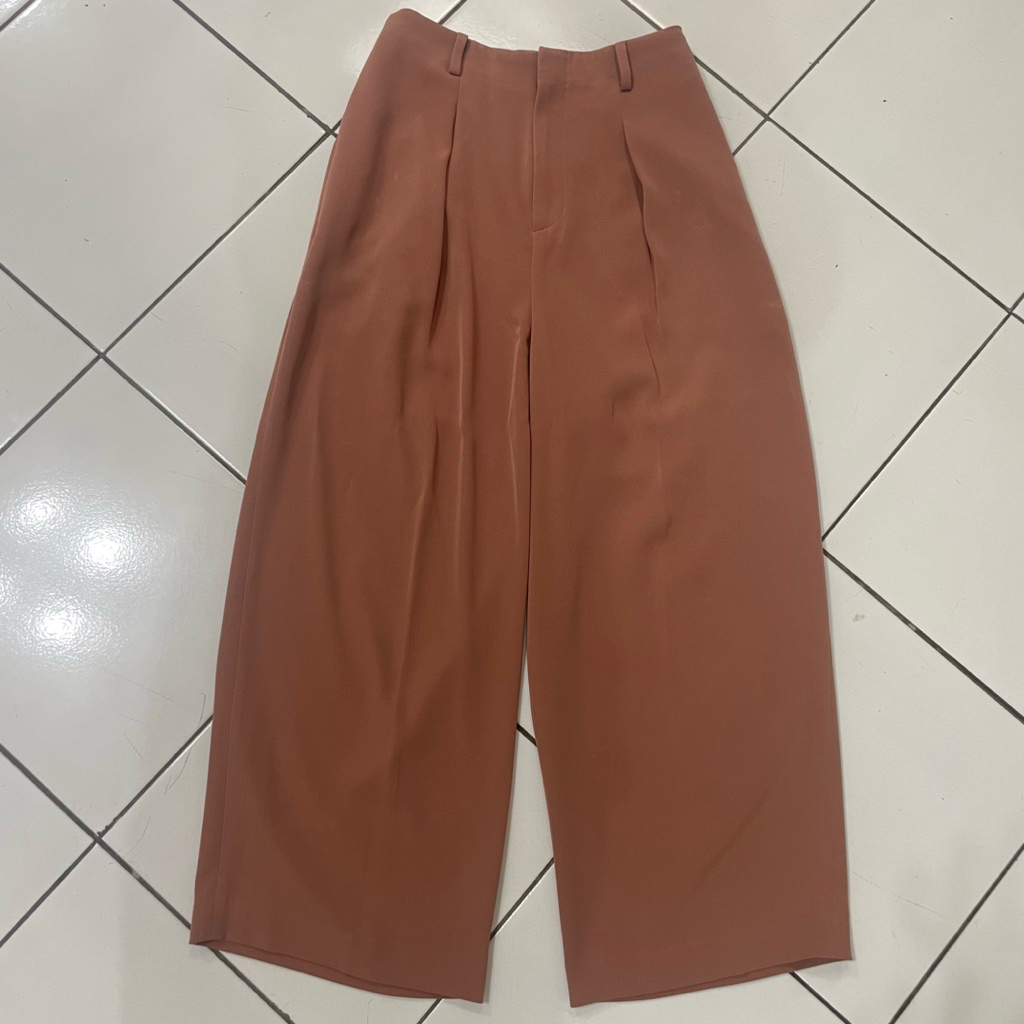 Preloved Celana Kulot Uniqlo Size S