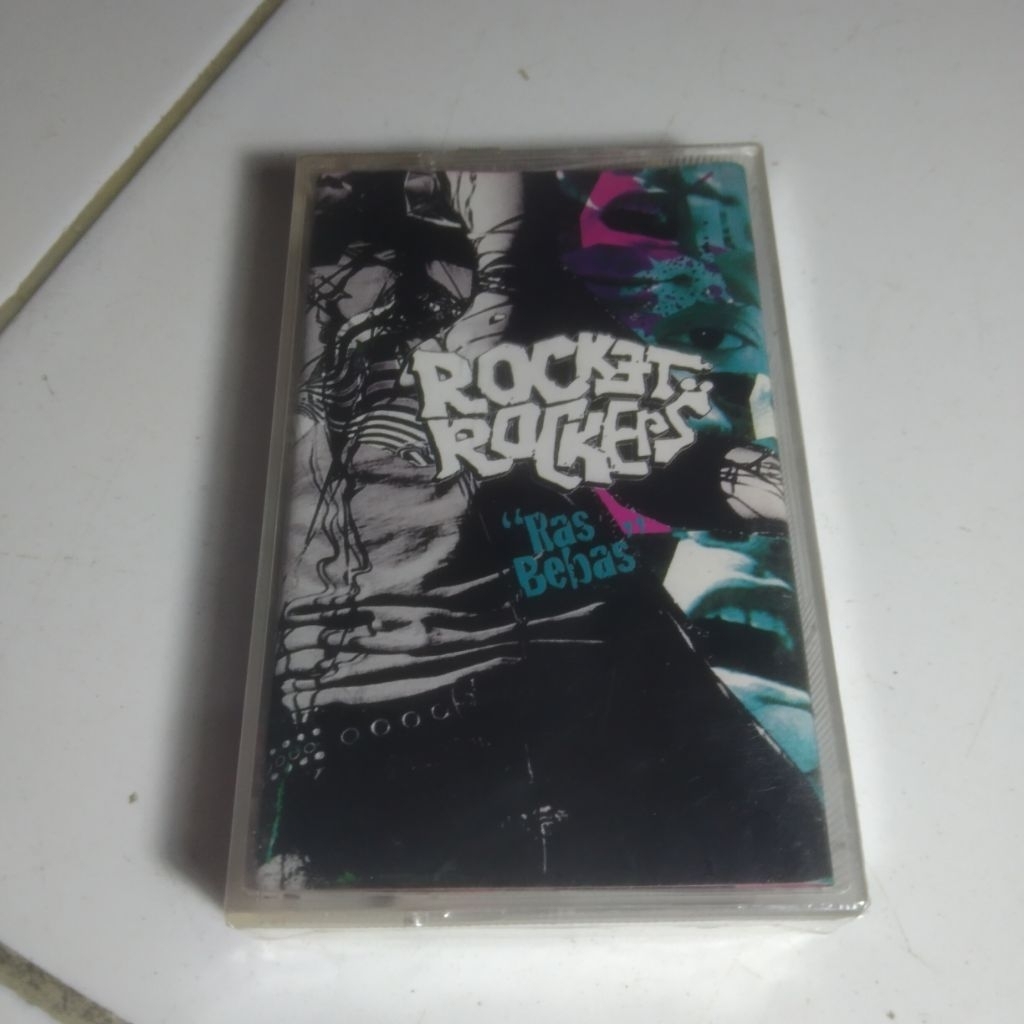 kaset pita rocket rockers - ras bebas