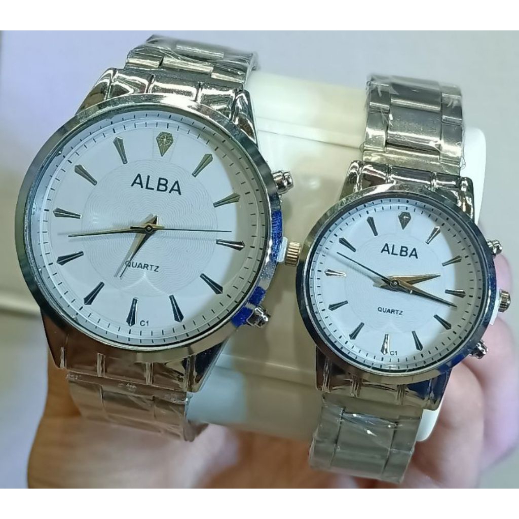 Jam Tangan Couple Rantai – Elegan & Stylish untuk Pasangan Romantis