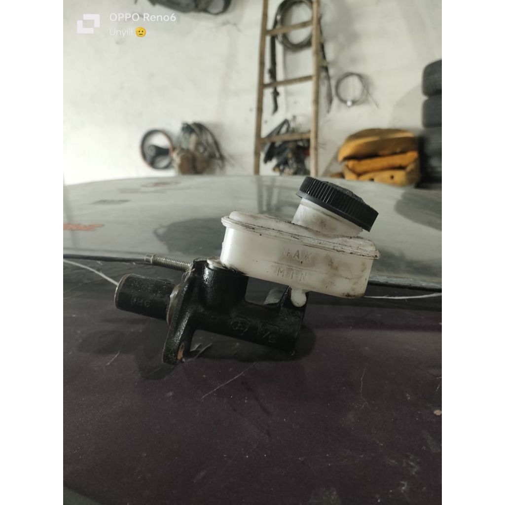 master kopling copotan Ford laser