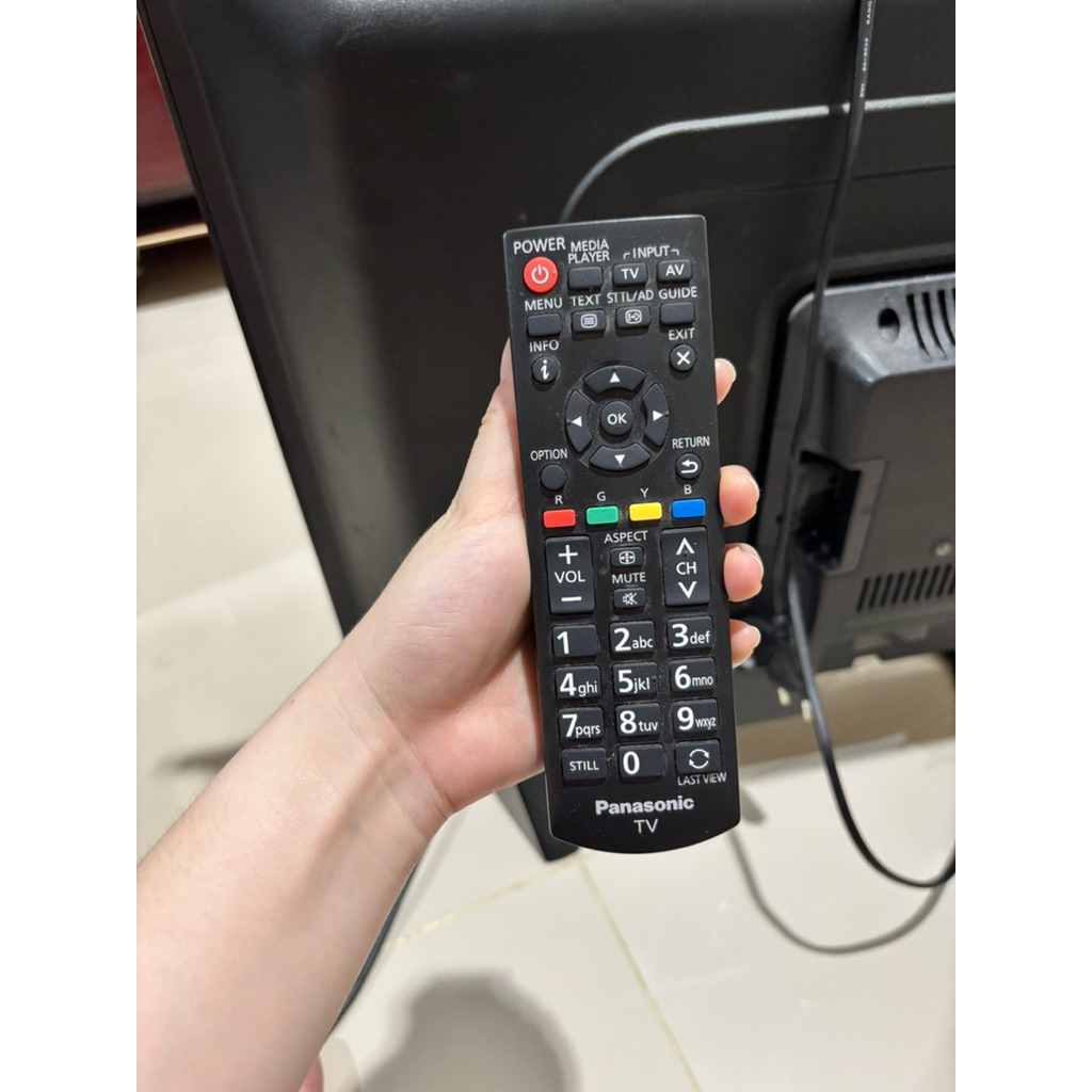 preloved second tv led lcd digital panasonic 32 inch 32D306G