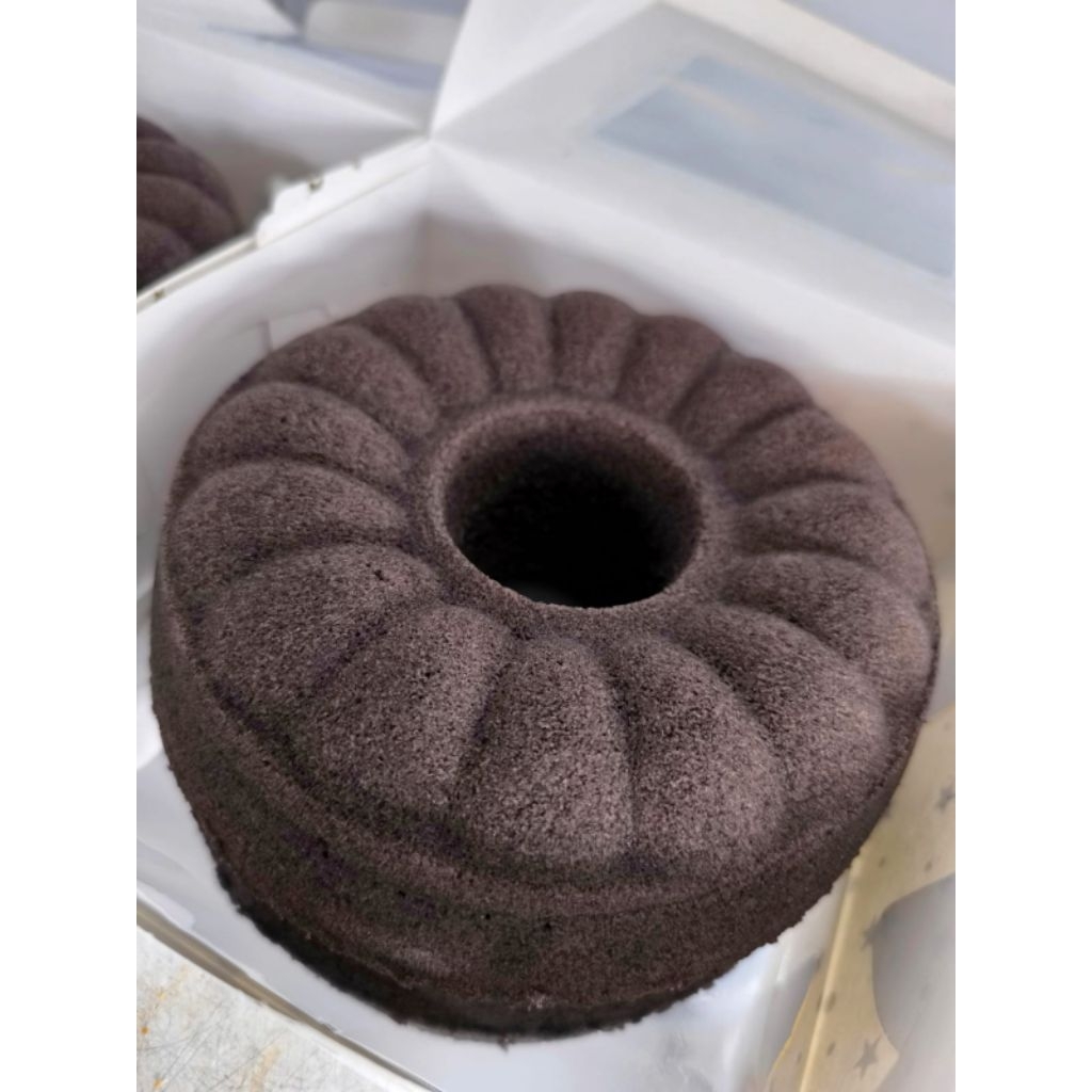 

Bolu Ketan Hitam Keju Lumer Loyang 20cm