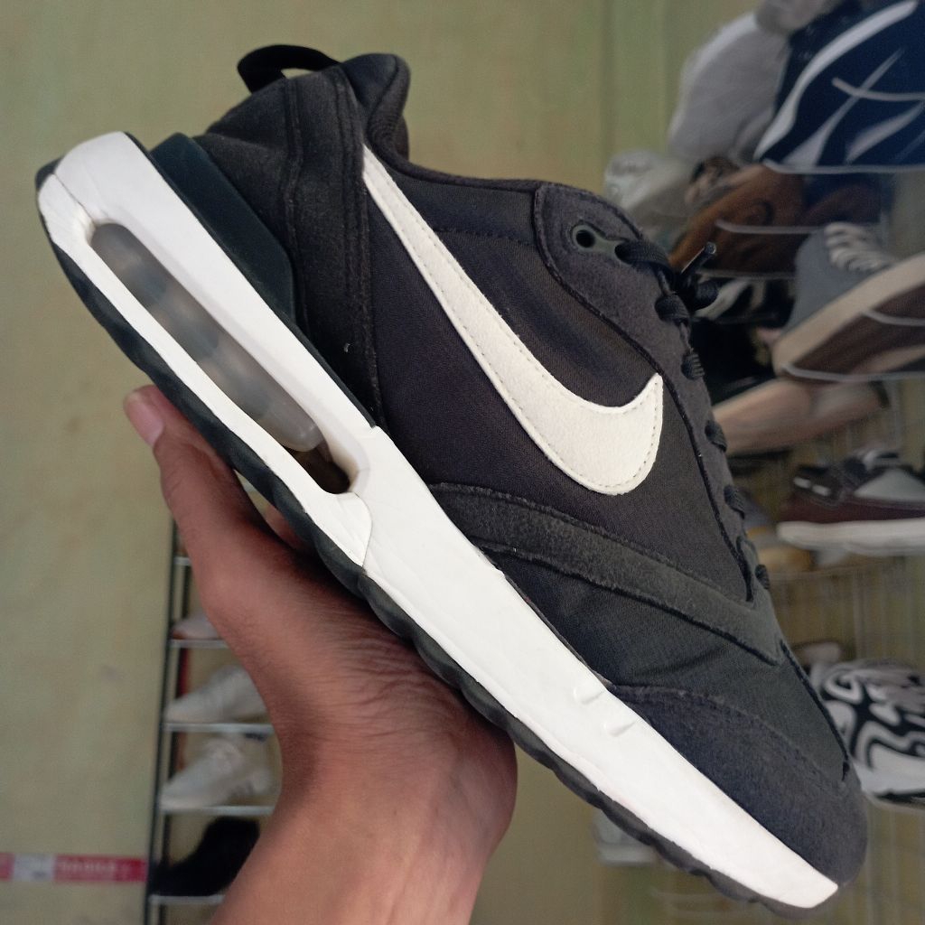 Nike | Second Original| Size 40/25.5cm