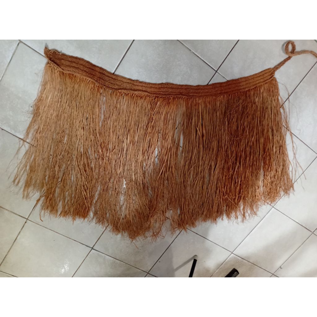 Rok rumbai asmat papua/rok rumbai papua asli