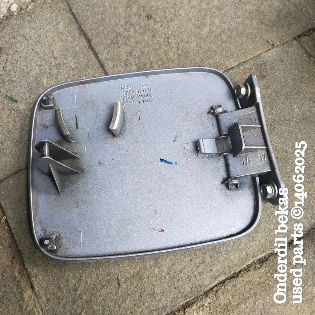 plat cover tangki bensin hyundai Trajet