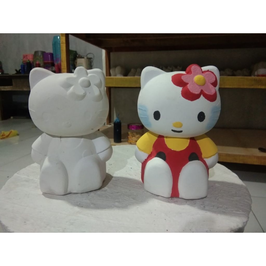 Celengan karakter gypsum mainan anak mewarnai