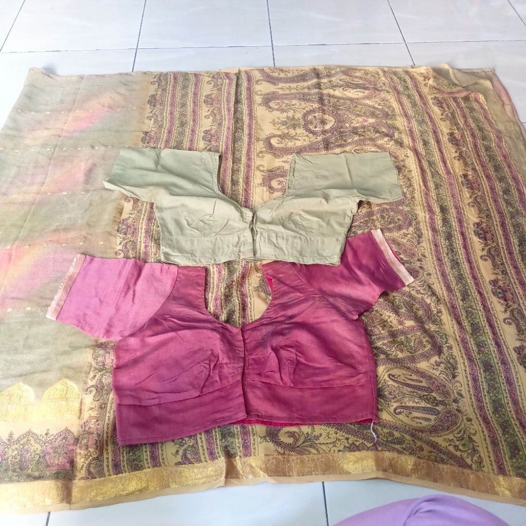 Sari india wanita dewasa