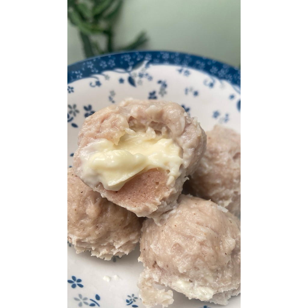 

BAKSO AYAM KEJU LUMER