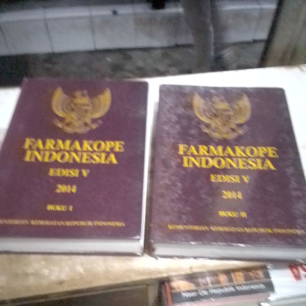 Farmakope Indonesia edisi V buku 1 dan 2  (1 set )