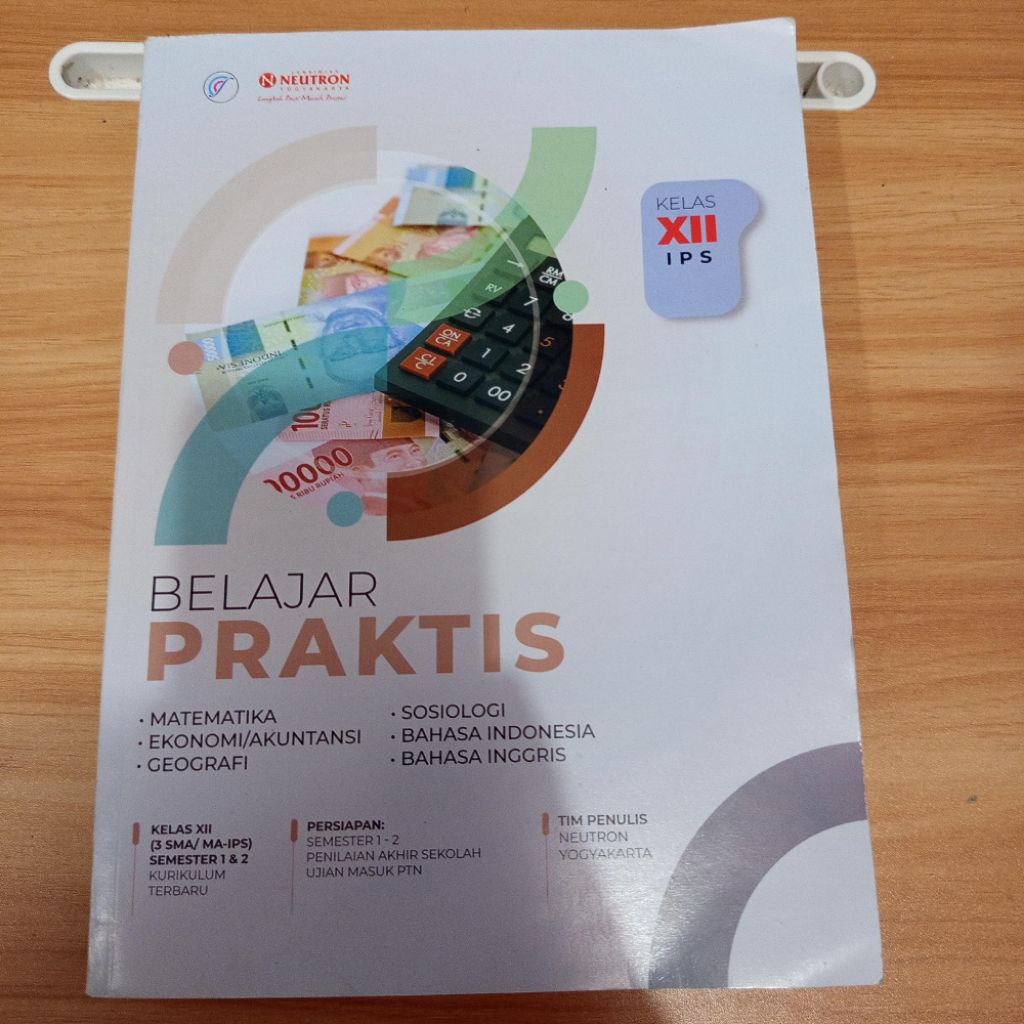 Preloved Buku neutron belajar praktis kelas 12 materi TKA IPS