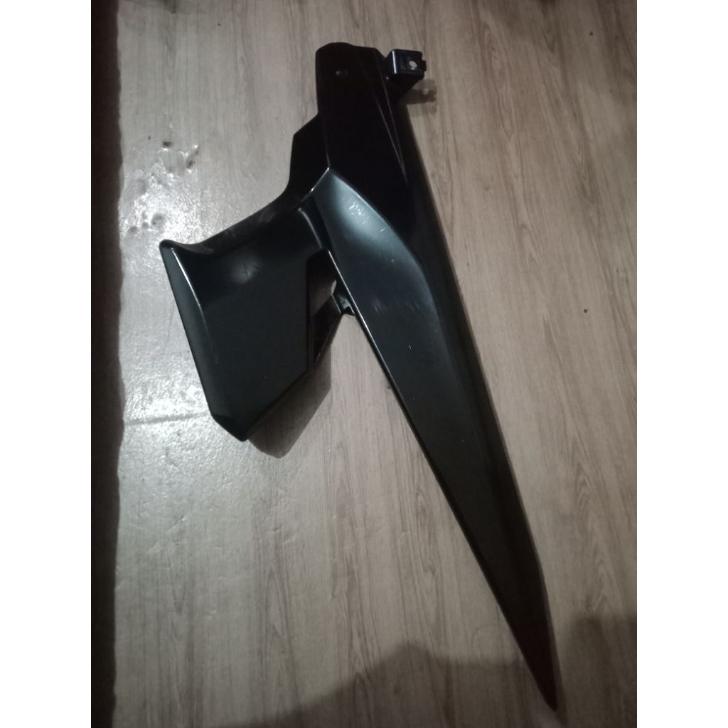 sambungan bodi depan Jupiter MX new 135 original seken kiri
