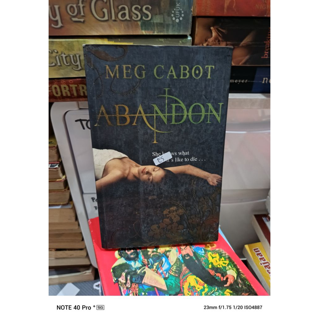 Novel Import Abandon Meg Cabot Original Preloved