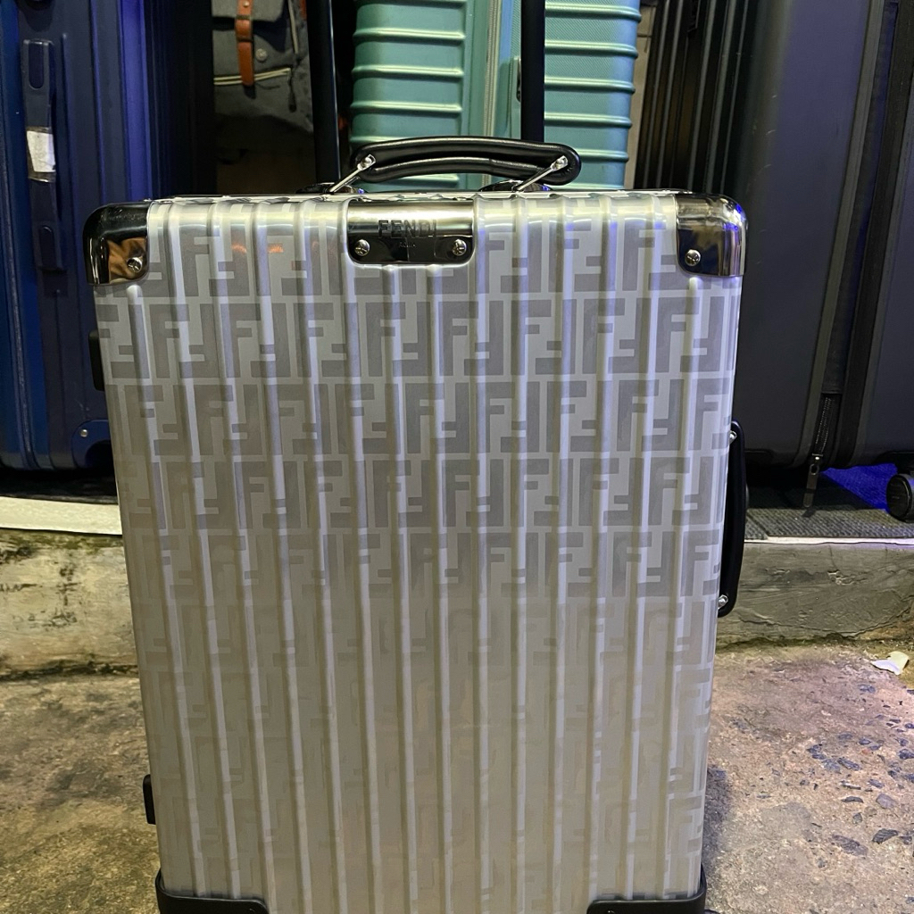 preloved rimowa fendi cabin