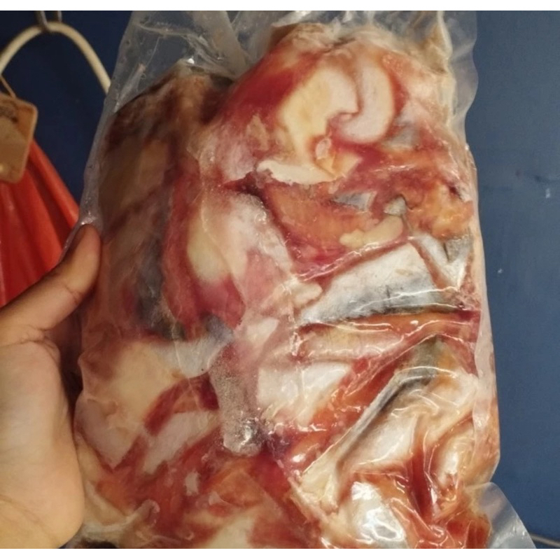 

LEMAK IKAN PATIN 250GR - LAUKKU IKAN