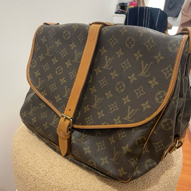 Preloved LV Saumur 35 Authentic