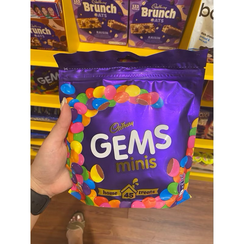 

cadbury gems minis 142gram