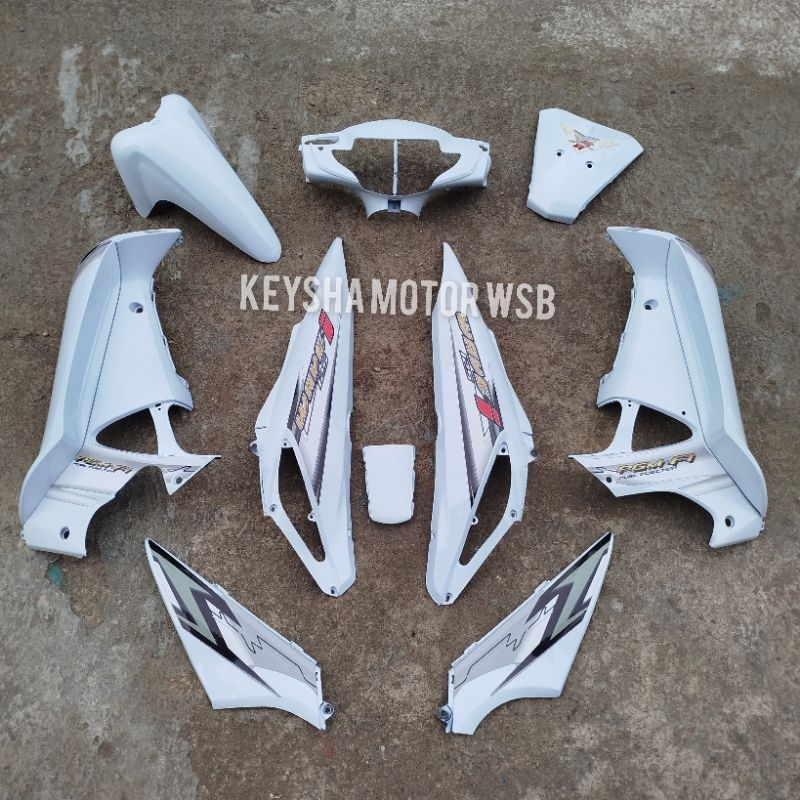BODY HALUS SUPRA X 125 OLD SUPRA 125 LAMA PUTIH SET STRIPING WAVE