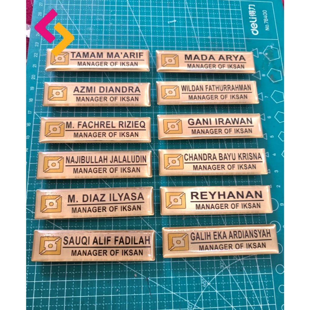 

Name Tag Kuningan Papan Nama Dada Magnet Peniti Custom