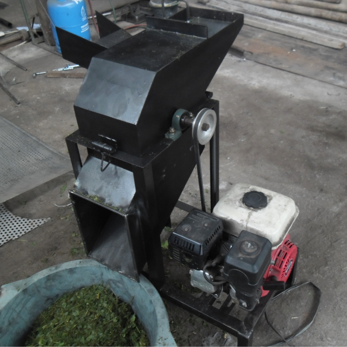 Madanitec Mesin Pencacah Daun Rumput untuk Pakan Ternak dan Kompos