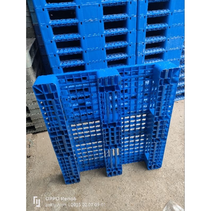 

palet.plastik.biru.M.110x110x15.cm