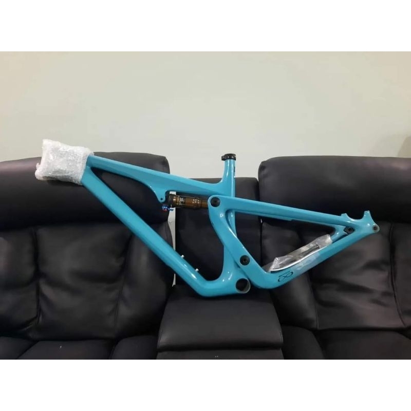 Yeti SB100 29r size M NEW