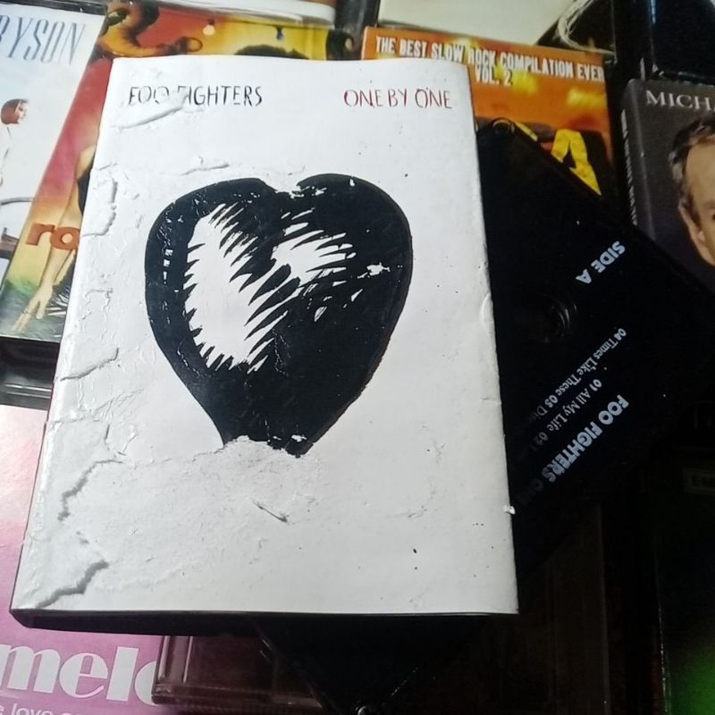 FOO  FIGHTERS ONE BY ONE  ALBUM