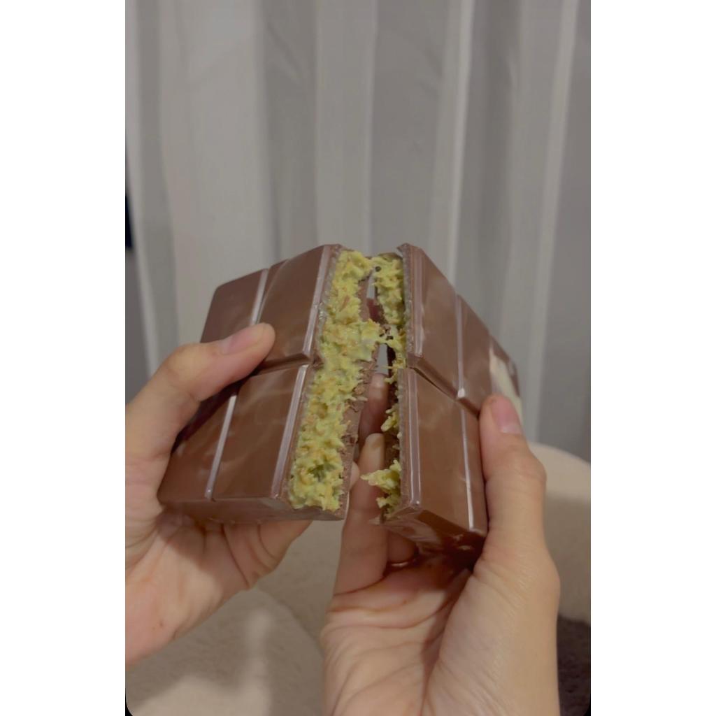 

DUBAI COKLAT - PISTACHIO KUNAFA