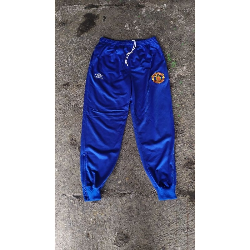 Jogger Pants MU Vintage, Celana Training MU Vintage, Jersey MU Vintage Umbro