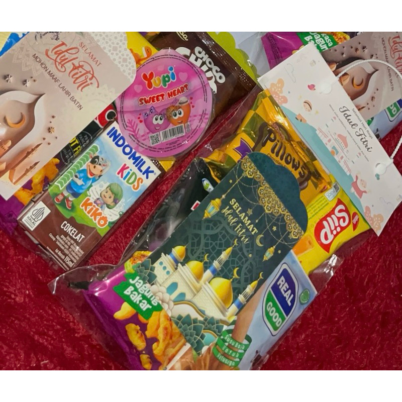 

HAMPERS SNACK LEBARAN