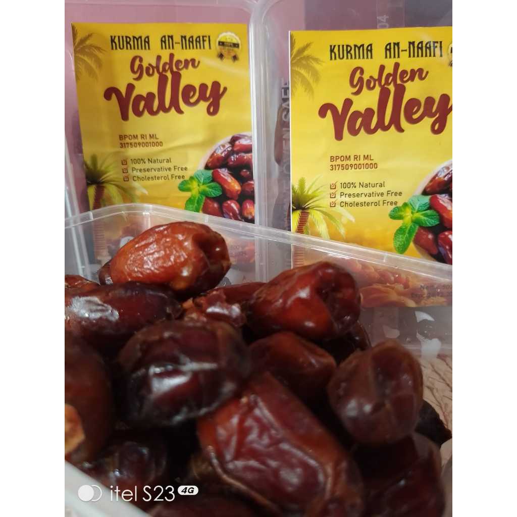 

Kurma Mesir Madu Premium 500gr Golden Valley/Kurma Premium