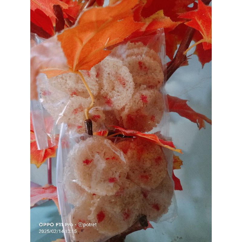 

Rengginang Mentah ,Besar,Renyah 250 gram asli khas KEBUMEN