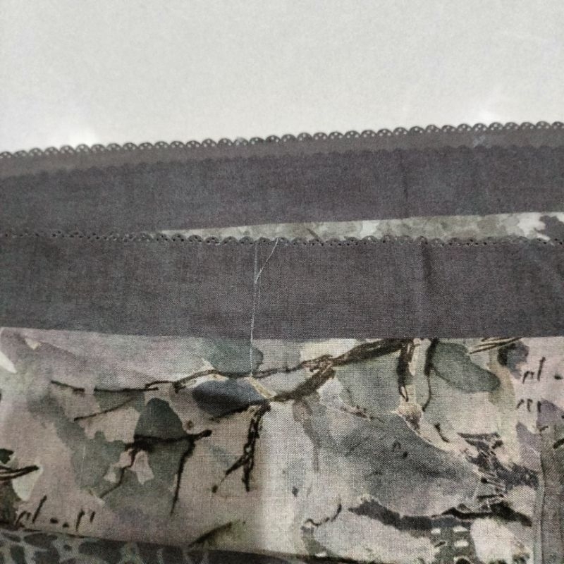 buttonscarves newyork 1 rare item