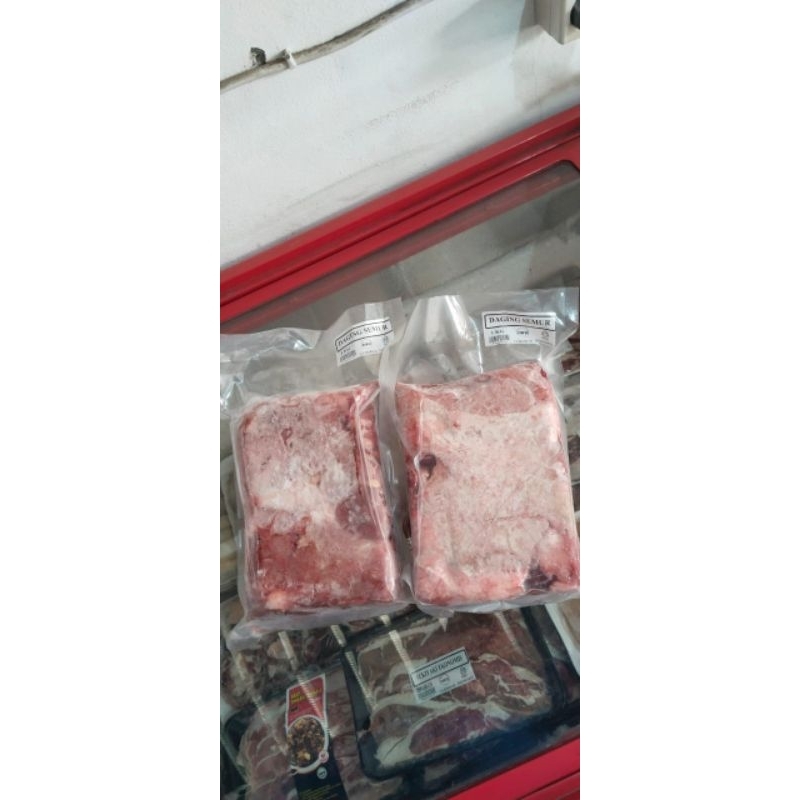

DAGING SEMUR KEMASAN VAKUM 1KG
