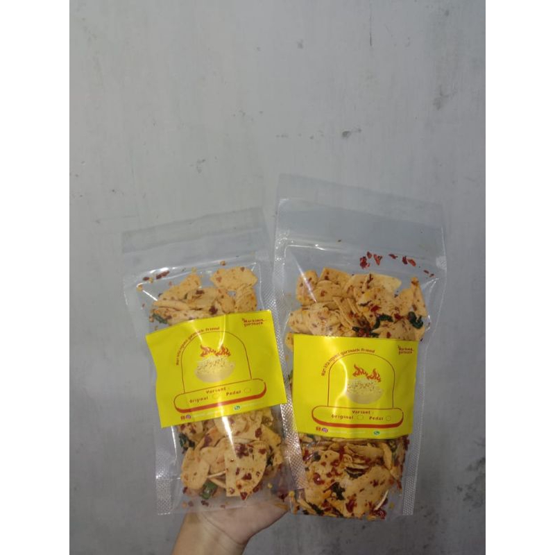 

KERIPIK BAKSO/BASRENG UKURAN KECIL