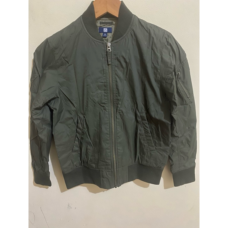bomber uniqlo