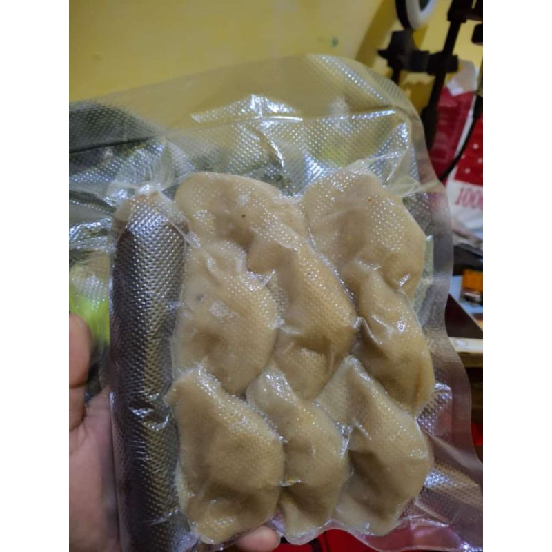 

PEMPEK PALEMBANG IKAN DAN CINCANGAN TELUR