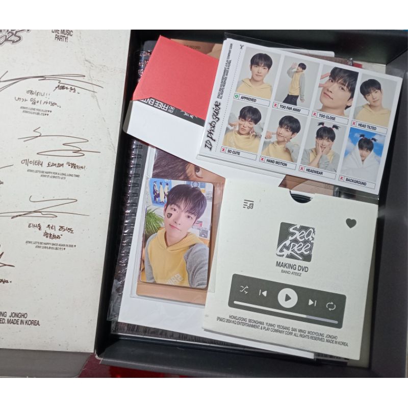 [BOOKED] Season Greeting ATEEZ