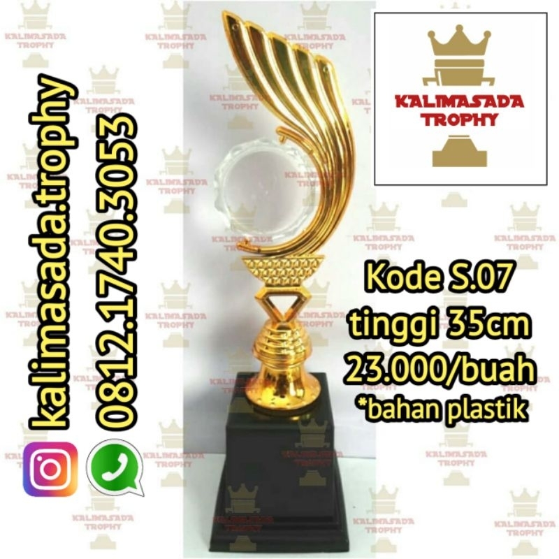 Trophy Akrilik