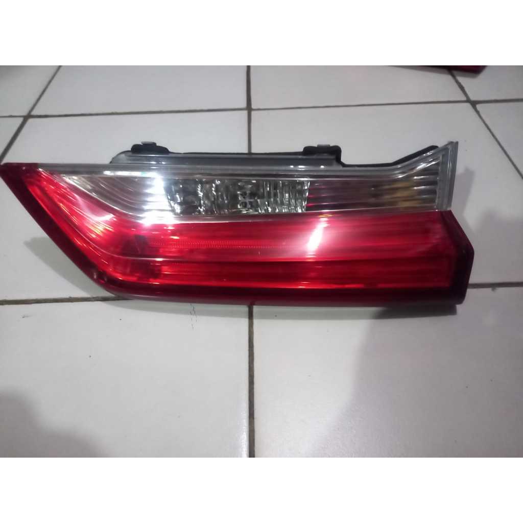 Reflektor Lampu Bagasi Honda Crv Turbo  2019