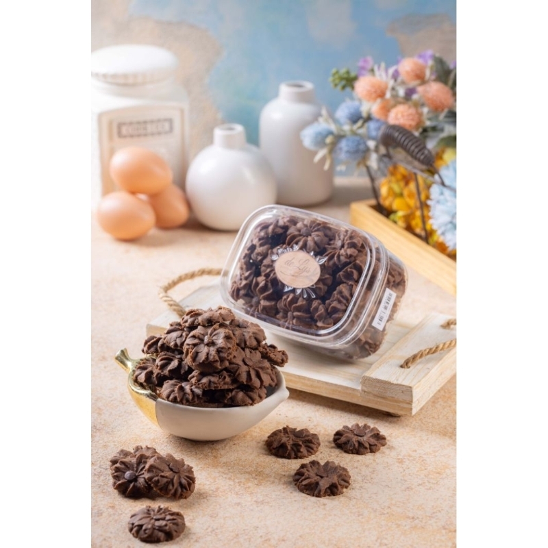 

COKLAT KLASIK KUE LEBARAN KUE KERING (500gr)