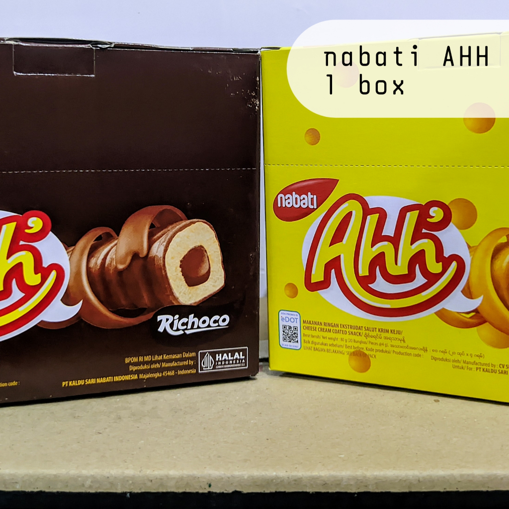 

Richeese/Richoco Nabati Ahh 500 Triple Cheese Roll 5.5 gr Isi 20 pcs